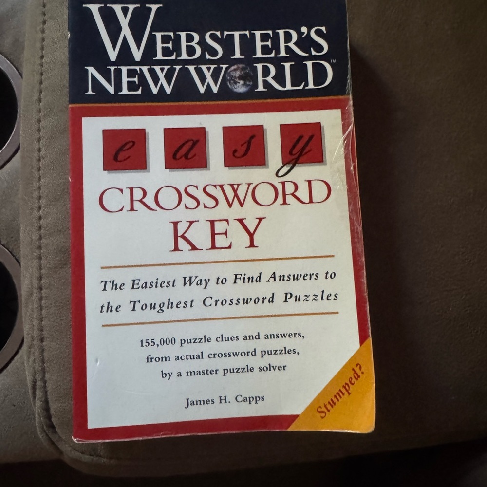 Webster's New World Easy Crossword Key Book